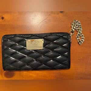 bebe Black Quilted Wristlet with Gold Chain EUC😊😊